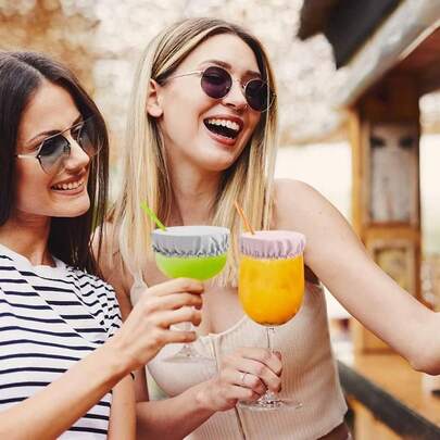 1/2pcs Minimalist Reusable Solid Color Cup Sleeve With Straw Hole, Practical Drink Cup Protector, Bar Club Party Cup Accessory, Suitable For New Year, Valentine's Day, Mother's Day, Father's Day, Graduation, Back To School