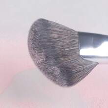 一套专业化妆刷，包括粉底刷、腮红刷、散粉刷、眼影刷、眉刷、遮瑕刷、修容刷、高光刷、斜角刷，女士旅行化妆刷套装，赠品，大号修容刷，镰刀形修容刷，斜角眼影刷，面部轮廓修饰，柔软刷毛化妆刷 - 大號修容刷 - 查看 8