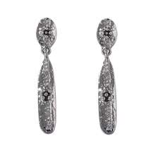 1 par de nuevos pendientes de aleación con cúbicos de zirconia de lujo con diseño geométrico retro - Plateado - Ver 3