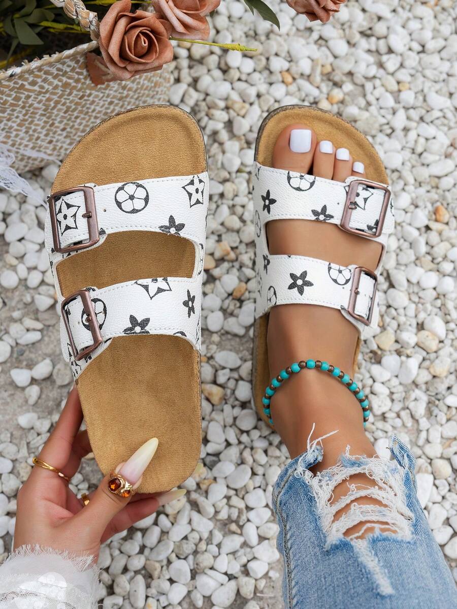 Sandalias planas tipo de estilo vacacional cómodo y desenfadado para pareja, con diseño de correa y hebilla, suela de madera suave y versátil, estilo vacacional de uso unisex para playa, interior y exterior