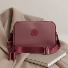 Bolsa Feminina Casual Minimalista Lisa Texturizada Elegante Moderna Ajustável Estilo Blogueira - Promoção Envio Relâmpago - bordô - Visão 3