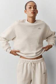 Alo Yoga Alo Accolade Crew Neck Pullover Unisex Style Designed For A Boxy Oatmeal Heather U3031rg - Màu Xám nhạt - Xem 4