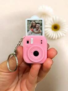 迷你相机钥匙扣，相机造型钥匙扣，适合情侣/朋友赠送，独特的日常携带配件，时尚装饰，适用于女士钱包和包包，适合作为情人节礼物送给家人、朋友和爱人，情人节礼物指南，价格实惠的情人节礼物，复活节，母亲节 - 彩色 - 查看 4