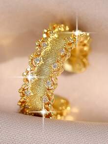 1 chiếc nhẫn cưới ren rỗng tinh tế, sang trọng đính đá Cubic Zirconia, kiểu dáng quý phái, có thể mở ra, thích hợp cho tiệc đính hôn, kỷ niệm ngày cưới, quà tặng trang sức ngày Valentine. - Vàng - Xem 1