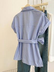 Áo kiểu dáng thanh lịch, ôm sát, cổ chữ V, tay ngắn, phối nơ eo, màu xanh dương và trắng kẻ sọc, dành cho nữ, thích hợp cho mùa hè. - Xanh và trắng - Xem 8