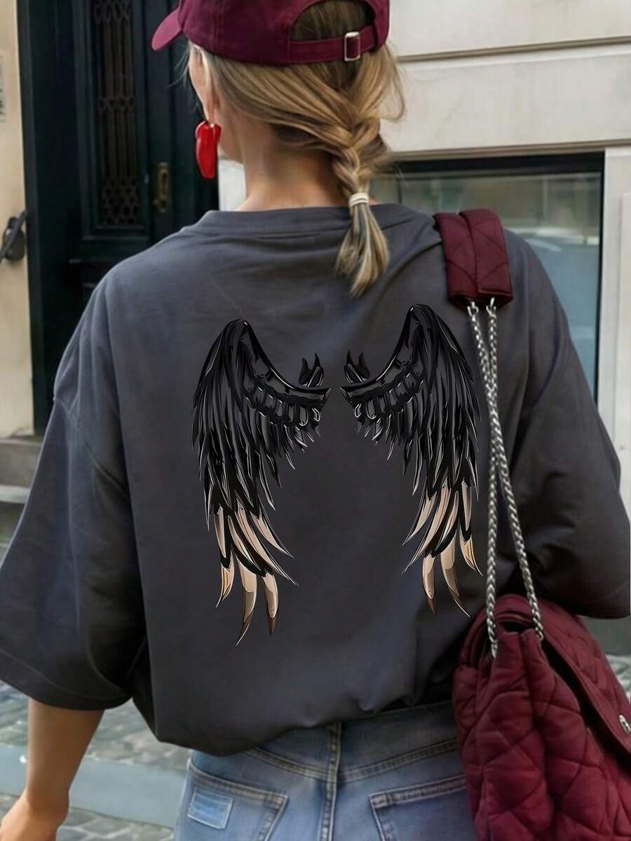 T-shirt d'été pour femme, imprimé ailes larges, coupe ample, col rond, gris foncé, manches courtes. Haut à la mode au quotidien, idéal pour les vacances. - Gris foncé - Voir 1