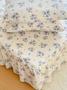 3件套（1件床裙，2件枕套）白色床裙，饰以紫色蓝色小花印花和荷叶边，全覆盖防尘，裙边设计，三件套褶皱床裙，含2个枕套，床上用品套装 - 晴空花海 - 查看 5