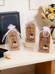 6 Sets Abschluss Organza Tasche und Schlüsselanhänger Set, Doktorhut Schlüsselanhänger mit Danke Kraftpapier Anhängern & Mesh Taschen, Abschlussklasse 2026 Dekorationen, Abschlussfeier Zubehör, Abschlussfeier Gastgeschenke, Glückwünsche Abschlussfeier Dekoration, Abschluss Heim Dekoration, Abschluss Geschenke - mehrfarbig - Übersicht 7