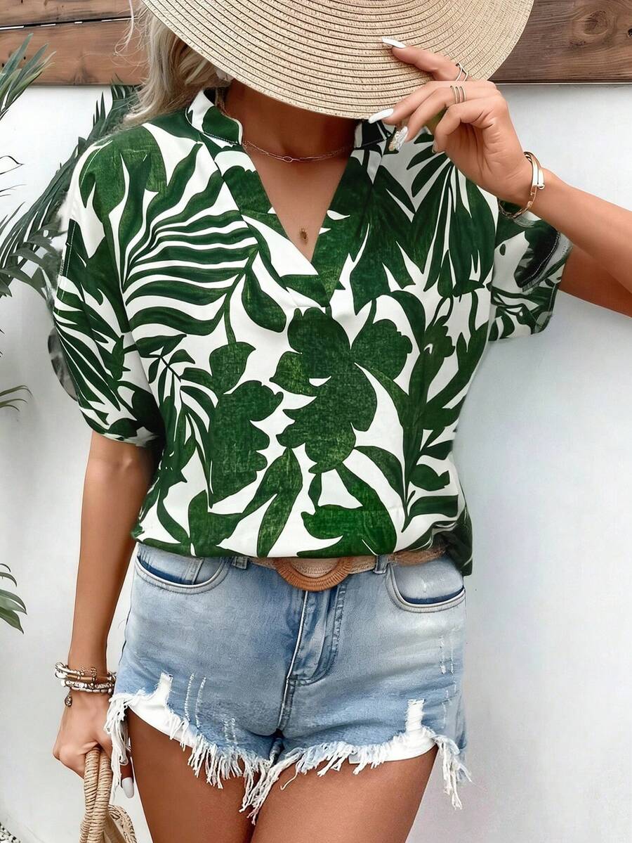 Women's Casual, Elegant And Versatile Daily Shirt With All-Over Leaf Print - Perfect For Vacation, Travel, Spring/Summer And Valentine's Day - Green - View 1