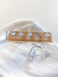 亚克力极光彩虹色矩形钻石形状美甲展示架,树脂水晶珠水钻复古韩国花朵激光 DIY 家居和户外女士母亲姐妹妻子女友婚礼美甲沙龙美容情人节使用 - 彩色 - 查看 56