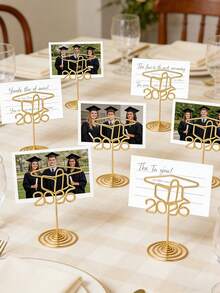 2026届毕业帽毕业照展示架，2英寸2026届毕业典礼桌号牌架，适用于毕业派对用品、舞会晚宴、自助餐派对用品、中心装饰品、毕业典礼桌号牌架、卡片架 - 金色 - 查看 4