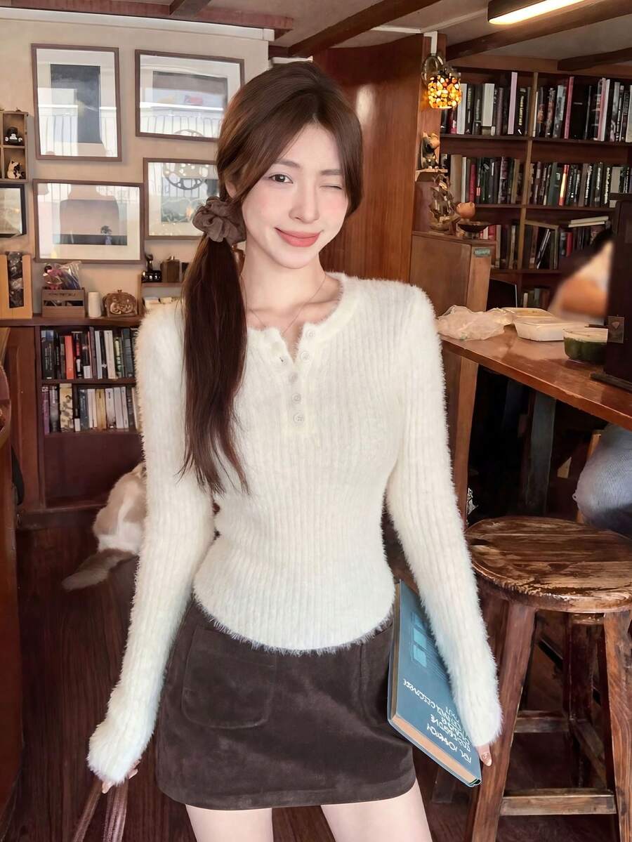 Soft Knit Sweater For Women, Casual Innocent Sexy Style, Half-Button Round Neck Asymmetrical Hem, Long Sleeve, Knitted Fabric, Autumn/Winter - Apricot - View 1