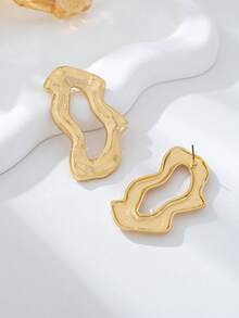 1 Pasang Anting Logam Asimetris, Desain Ekstra Personalisasi Eropa dan Amerika, Perhiasan Vintage Cocok untuk Pemakaian Sehari-hari, Liburan, Perjamuan, dan Aksesori Pesta - Emas - View 4