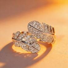 1 chiếc nhẫn bạc S925 thiết kế hình lông vũ hình học, đính đá zirconia tổng hợp, bản nhẫn có thể điều chỉnh, trang sức thanh lịch và sang trọng để đeo hàng ngày dành cho nữ. - Bạc - Xem 1