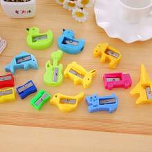 15pcs Random Color Cartoon Creative Animal Shaped Pencil Sharpener, Plastic Single Hole School Supplies - A - View 5