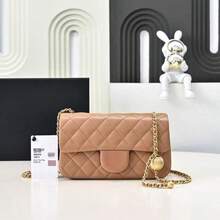 Brown Quilted Leather Crossbody Bag With Gold Chain & Pearl Ball Charm , Luxury Style For Women, Shoulder Bag For Daily, Party, Dating – Includes Dust Bag - Marrón - Ver 10