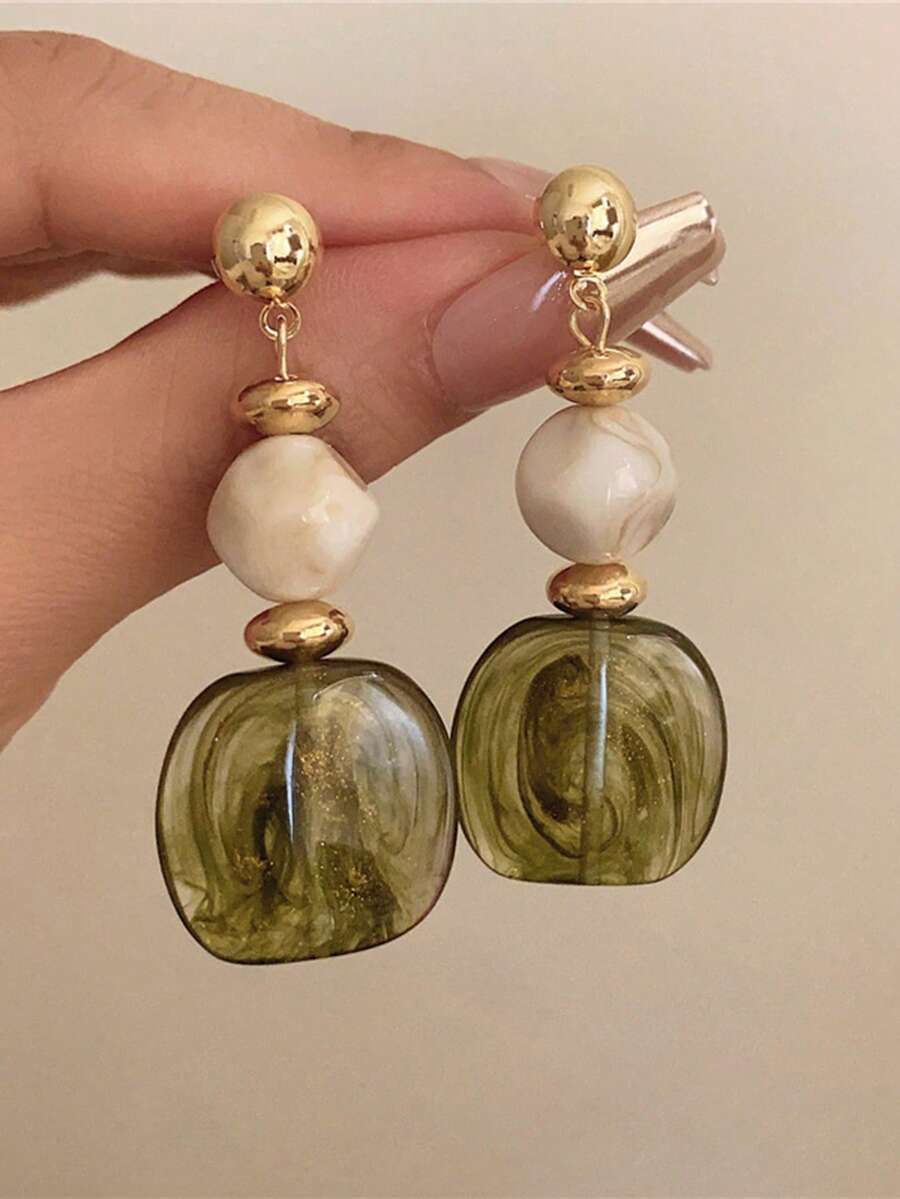 1 Pair Women's Transparent Acrylic Contrast Color Earrings, New French Retro High-End Elegant Earrings - Multicolor - View 1