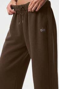 Alo Yoga Accolade Straight Leg Sweatpant Unisex Black Oversized Look U5012rg - màu nâu - Xem 4