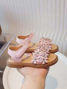 1 Pair 2026 New Girls' 3D Rhinestone Floral PU Open-Toe Lace-Up Sandals, Suitable For Summer Daily Wear Or Children's Day Outfits - Pink - View 3