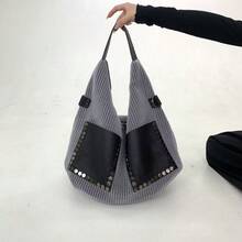 Túi xách nữ Y2K lưới retro kiểu dáng xô, túi đeo vai cỡ lớn phối đinh tán cá tính, dây đeo vai có thể tháo rời, chất liệu nylon, rất phù hợp cho sử dụng hàng ngày. - Bạc - Xem 9