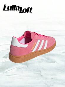 Adidas Handball Spezial Lucid Pink White (Women's)– Women's Lifestyle Sneakers – Shoes For Woman -Vintage - Autumn & Winter & Spring & Summer-Inspired Running Shoes, Shock-Absorbing Comfort, Gym To Streetwear Casual Wear -Back To School- Mother's Day Gifts-Father's Day Gift –JI2654 - Hồng sáng/Trắng giày/Vàng ánh kim - Xem 3
