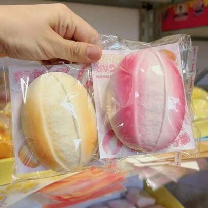 1个香氛慢回弹挤压蛋糕卷，慢回弹挤压，适合缓解压力，节日和生日礼物【颜色随机】
