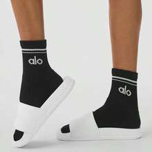 ALO Yoga Unisex Lightweight Comfort Slides | Cushioned Supportive Thong Slippers With Grip-Enhanced Sole For Men & Women - White - View 2