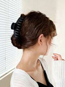 1个黑色大号发爪夹，哑光鲨鱼齿设计发饰，时尚百搭夏季头饰发夹 - 彩色 - 查看 4