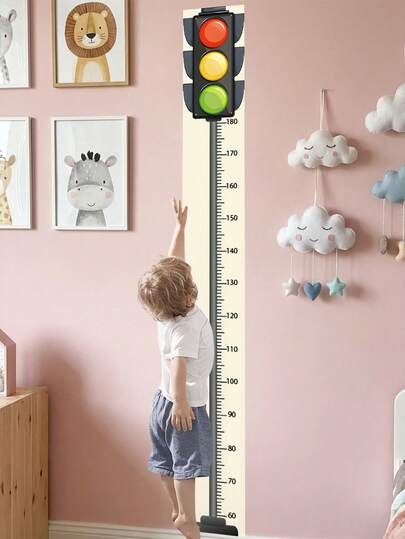 Hình dán tường đo chiều cao hình đèn giao thông, có thước đo chiều cao từ 7,9 inch đến 62,9 inch, thích hợp cho trò chơi đo chiều cao tương tác trên cửa phòng ngủ của trẻ em. Hình dán có thể xé rời, nghệ thuật chủ đề giáo dục hiện đại dành cho bé trai và bé gái.