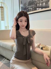 女士U领蝴蝶结腰部修身短袖T恤 - 灰色 - 查看 2