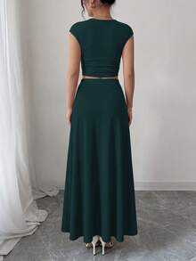 Women Two-Piece Skirt Set Casual Ribbed Knit Solid Crew Neck Short Sleeve Cropped Top Elastic Waist Swing Midi Skirts - 墨綠色 - 查看 2