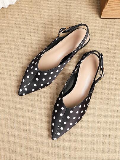 2026春夏新款女士平底凉鞋，百搭软底罗马凉鞋，大码41-43码