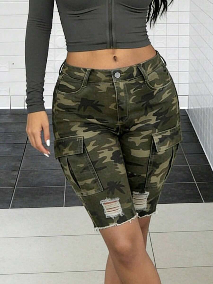 Women's Denim Cargo Shorts, Street Style Fitted Stretch Straight Leg Shorts With Flap Pockets - Army Green - View 1