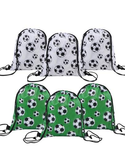 2/4件装足球抽绳袋可用于运动装饰。运动服、足球装备、运动配件、饮料和零食都可以放入这个宽敞的袋子中，非常适合训练、比赛和足球聚会。