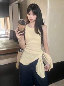女士无袖吊带背心，宽松露肩时尚性感上衣，适合夏季休闲穿着 - 杏色 - 查看 2