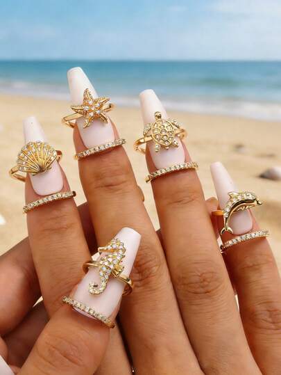 Anillo abierto de cobre con estilo retro elegante y personalidad de estilo oceánico con strass, en forma de caballito de mar, estrella de mar, tortuga marina y delfín. Anillo abierto para mujer, adecuado para uso diario, fiestas, citas, vacaciones, festivales de música, vacaciones de verano en la playa. Regalo para amigos, familia, parejas. Diseño de joyería original.