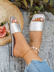 Nouvelles sandales plates de style romain décontractées pour femmes, idéales pour le printemps/été. Sandales confortables et souples à enfiler. Sandales plates élégantes de style désert recommandées, chaussures d'été de style féérique - Argent - Voir 2