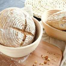 1 pezzo Cestino di lievitazione per pane rotondo in rattan da 13 cm con fodera, cestino per impasto di pane acido, utensile da cucina multifunzionale, cestino per modellare il pane fatto a mano, in materiale di rattan naturale, perfetto per la panificazione con lievito e pasta acida - Strumento essenziale per la panificazione artigianale per uso domestico e professionale, lievitazione del pane, produzione di pane fatto in casa, cestino per la lievitazione del pane, accessori per la panificazione, utensile per pane fatto a mano, adatto per tutti i 12 mesi - Bianco - Visualizzare 1