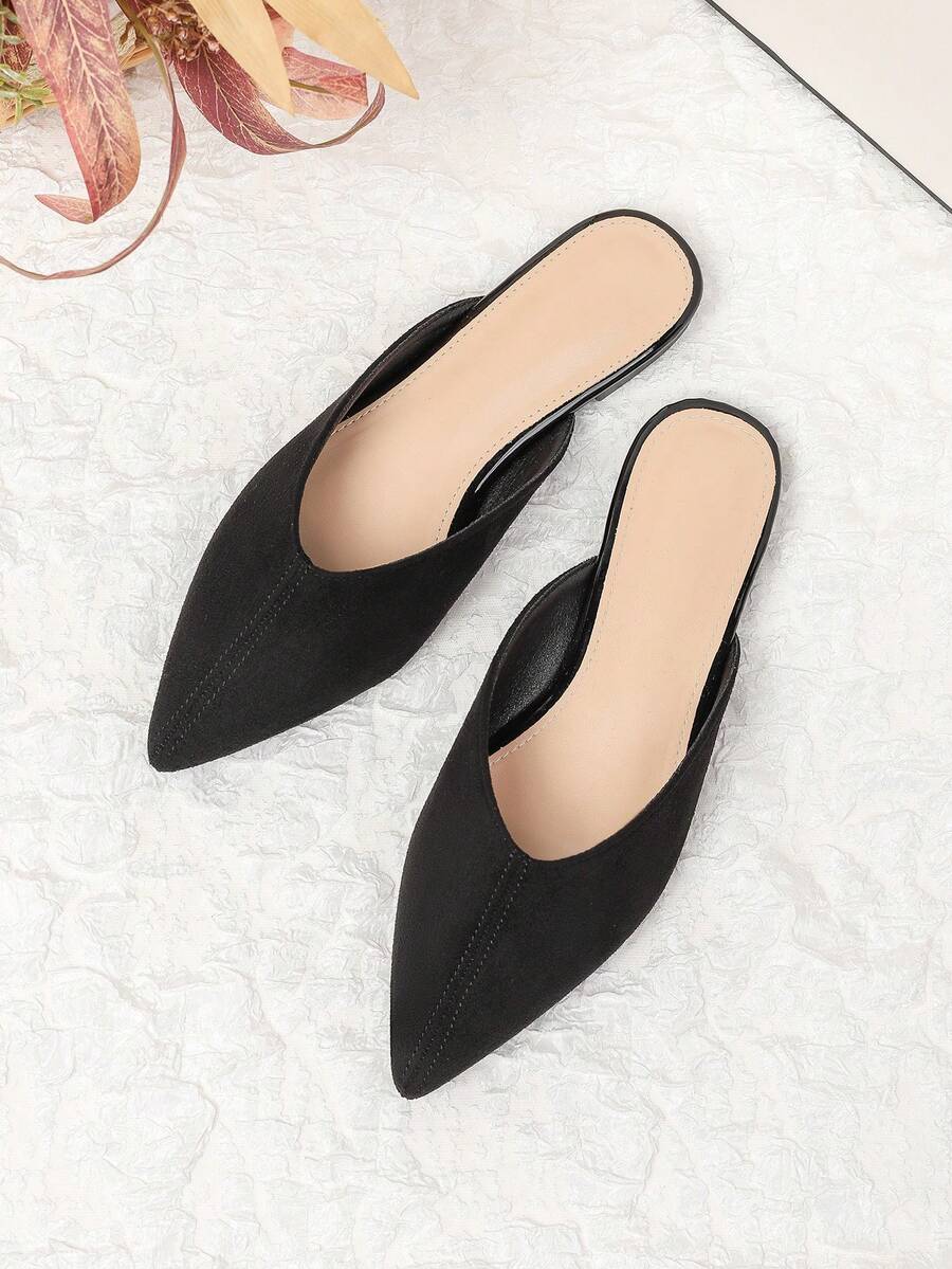 Women's Pointed Toe Mule Slippers, 2026 New Spring/Summer Outdoor Flat Soft Bottom Fashion Slouchy Slip-On Shoes, Large Size 41-43 - Black - View 1
