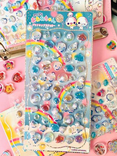 可爱水滴浮雕贴纸，趣味闪亮凹陷装饰贴纸，3D时尚日系动漫贴纸，材质坚固，设计精致，自粘防水装饰贴纸，具有质感效果，营造完整装饰氛围，混色设计，不对称造型