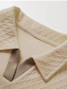 两件套白色 Polo 领男士短袖短裤套装，透气千鸟格纹理面料，基础休闲风，休闲度假风，亨利领，男士休闲套装，可机洗，适合海滩度假、沙滩漫步、休闲外出。 - 卡其色 - 查看 6