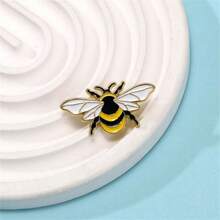 Cartoon Bee Enamel Brooch, Customized Decorative Brooch, Lapel Pin, Bag Brooch, Jewelry Gift Brooch - Multicolor - View 5