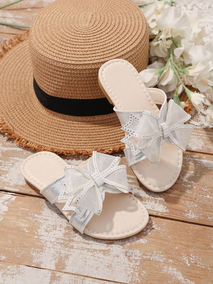 1 Paio di Ciabatte Piatte Beige da Donna, Cristalli Colorati Scintillanti + Grande Fiocco in Rete Trasparente, Design Minimalista a Punta Tonda Aperta, Morbido e Antiscivolo, Stile Bohémien Carino da Principessa, Adatte per Uso Quotidiano, Vacanze, Festival, Feste, Primavera/Estate 2026 - Beige - Visualizzare 1