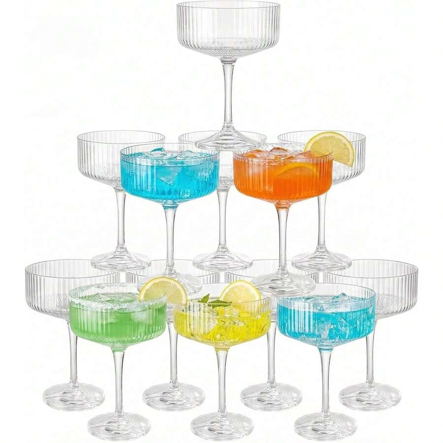 一套带棱纹高脚马提尼酒杯，10盎司经典复古鸡尾酒杯，非常适合调制鸡尾酒、饮用香槟或作为礼物 - 查看 1