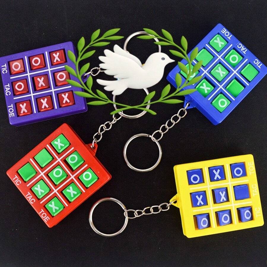 2026 Portable Tic Tac Toe Rotating Keychain Pendant, XO Battle, Mini Gift, Interactive Social Toy (Random Color) - Multicolor - View 1