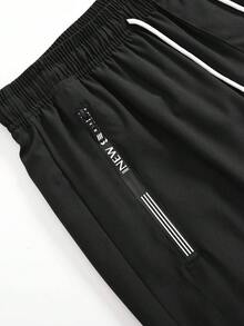 1pc Men's Black Lightweight Breathable Shorts, Men's Beach Shorts With Side Pockets, Letter Print, Drawstring Waist, Casual Vacation Style, Machine Washable, Soft Skin-Friendly Fabric, Summer Daily Beach Wear - Black - View 7