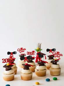 12 piezas Felicitaciones Graduado 2026 Decoraciones para Pastel - Decoraciones de Pastel de Graduación con Diploma y Birrete para Fiesta de Graduación de Escuela Secundaria y Universidad 2026 - negro rojo - Ver 3