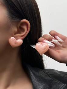 一对复古心形耳环，简约优雅的女士耳环，适合派对、婚礼、毕业典礼、生日、感恩节、母亲节、情人节、圣诞节、新年、日常佩戴，也是一份贴心的礼物。 - 耳環 - 查看 4