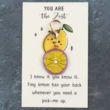 1 pieza/5 piezas Lindo llavero de esmalte con rebanada de cítrico "Eres el mejor" Tarjeta de felicitación motivacional en forma de limón pequeño como regalo para amigos y familia - Multicolor - Ver 15