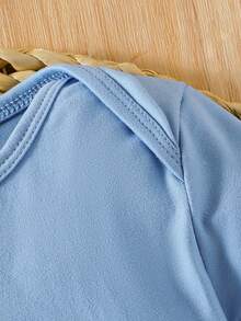 Bộ áo liền quần tay ngắn in chữ và khẩu hiệu ngộ nghĩnh cho bé trai. - Màu xanh lam - Xem 6